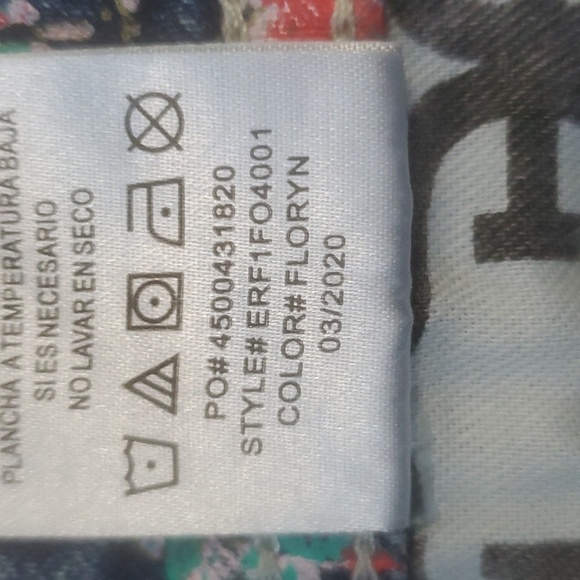 Sam Edelman The Kitten Straight Mid Rise Jeans Size 14/32 NWT - Picture 7 of 8